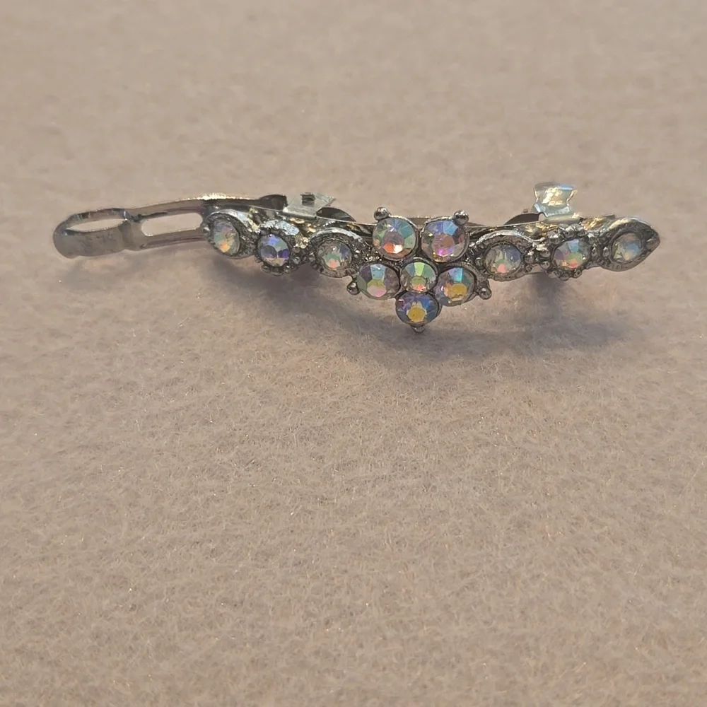 Elegant Aurora Borealis Silver Crystal Hair Clip 2